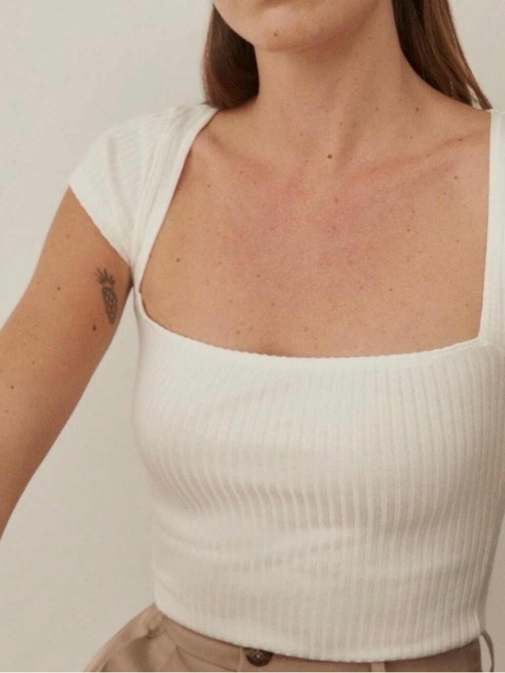 Reformation White Ribbed Square-Neckline Shirt Sleeve Top Size Small